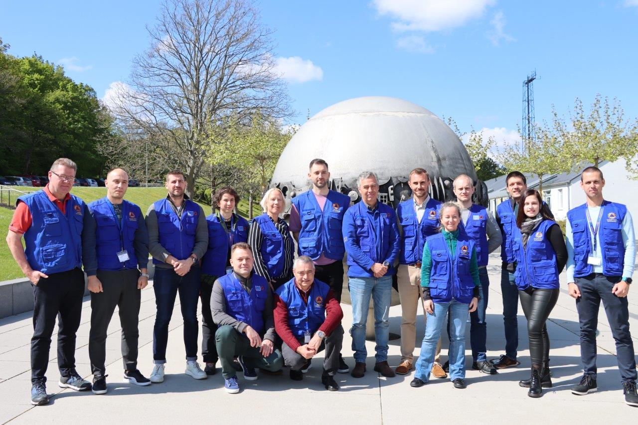 Gruppenbild mit Teilnehmenden des Team Leadership Course (TLC), der im Zeitraum vom 22.-27. April 2024 an der BABZ stattfand.